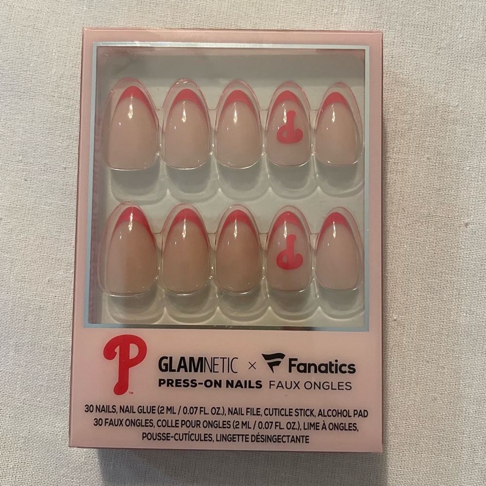Glamnetic x Fanatics Press-On Nails Philadelphia Phillies